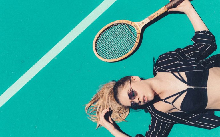 constructeur court de tennis
